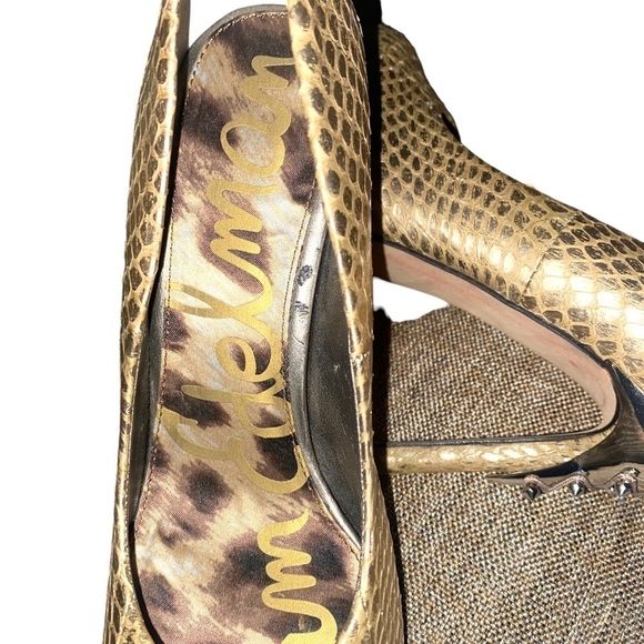 Sam Edelman Evan Snakeskin Gold Spike Heels Size 6 - Picture 13 of 15